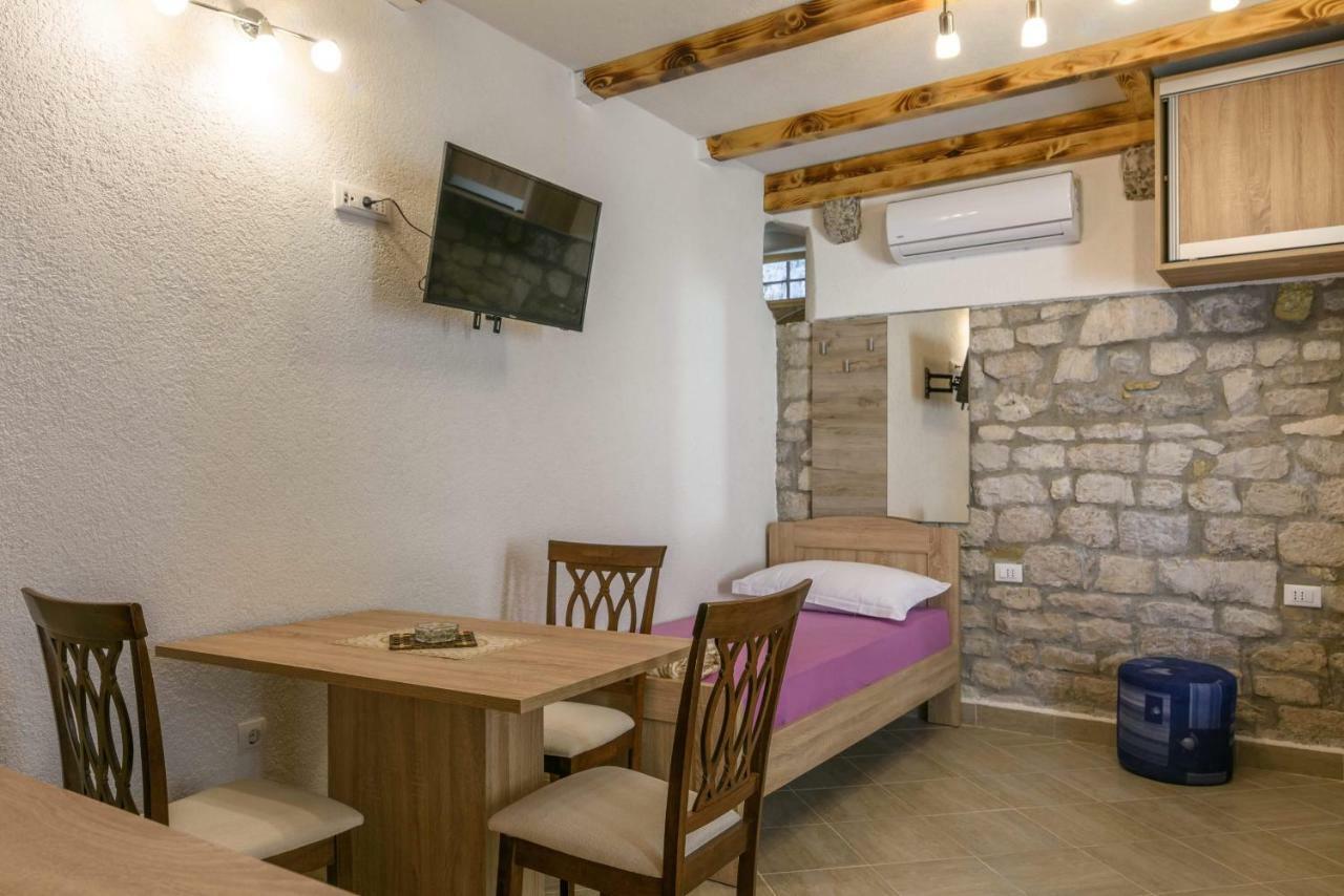 Lorena Trogir Exterior photo